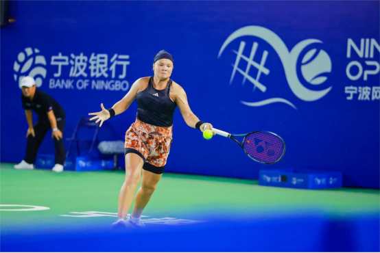 明显受到影 明显受到影