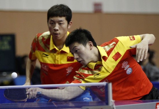 球迷眼前一 球迷眼前一