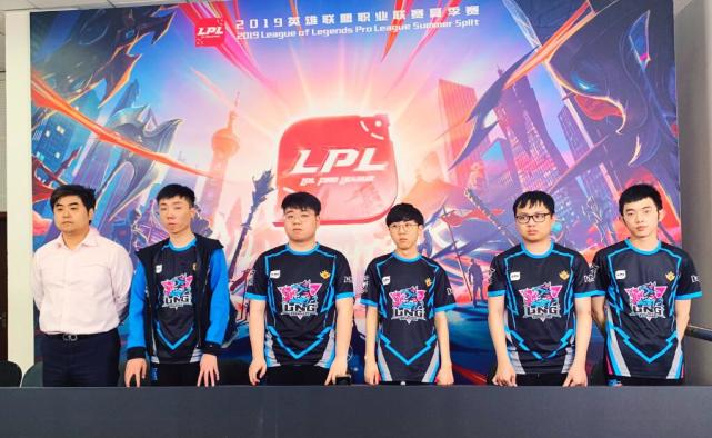 禁区弧顶一 禁区弧顶一